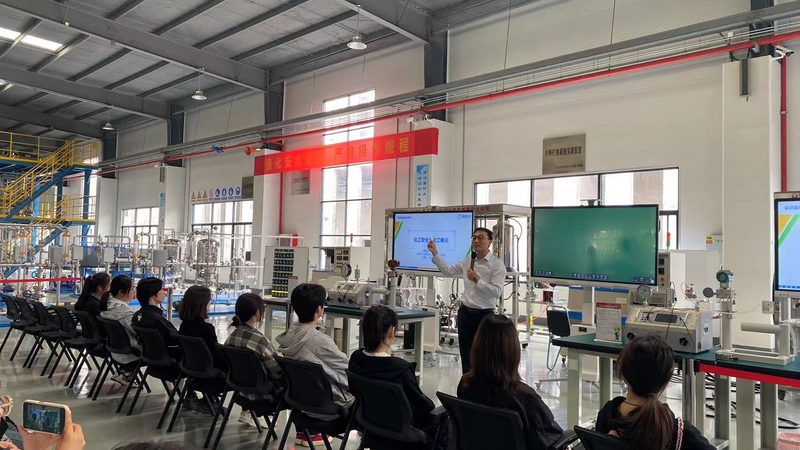 工程塑料注塑：揭秘注塑过程中的关键注意事项**